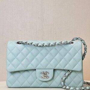 CHANEL Classic Flap Bag CF Bag Like New